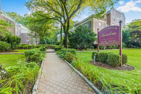 Stock Cooperative in Bronxville NY 766 Palmer Road #2D.jpg