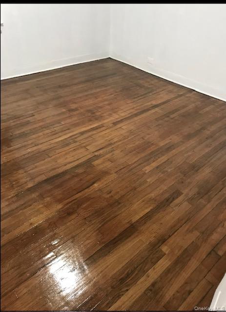 439 Thieriot Ave, Bronx, NY 10473 photo