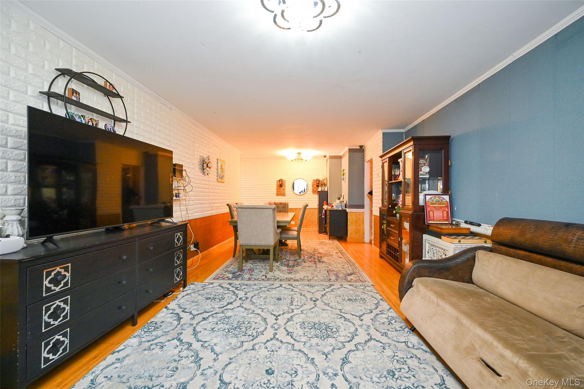 85 15 Main St #4 I, Briarwood, NY 11435 photo