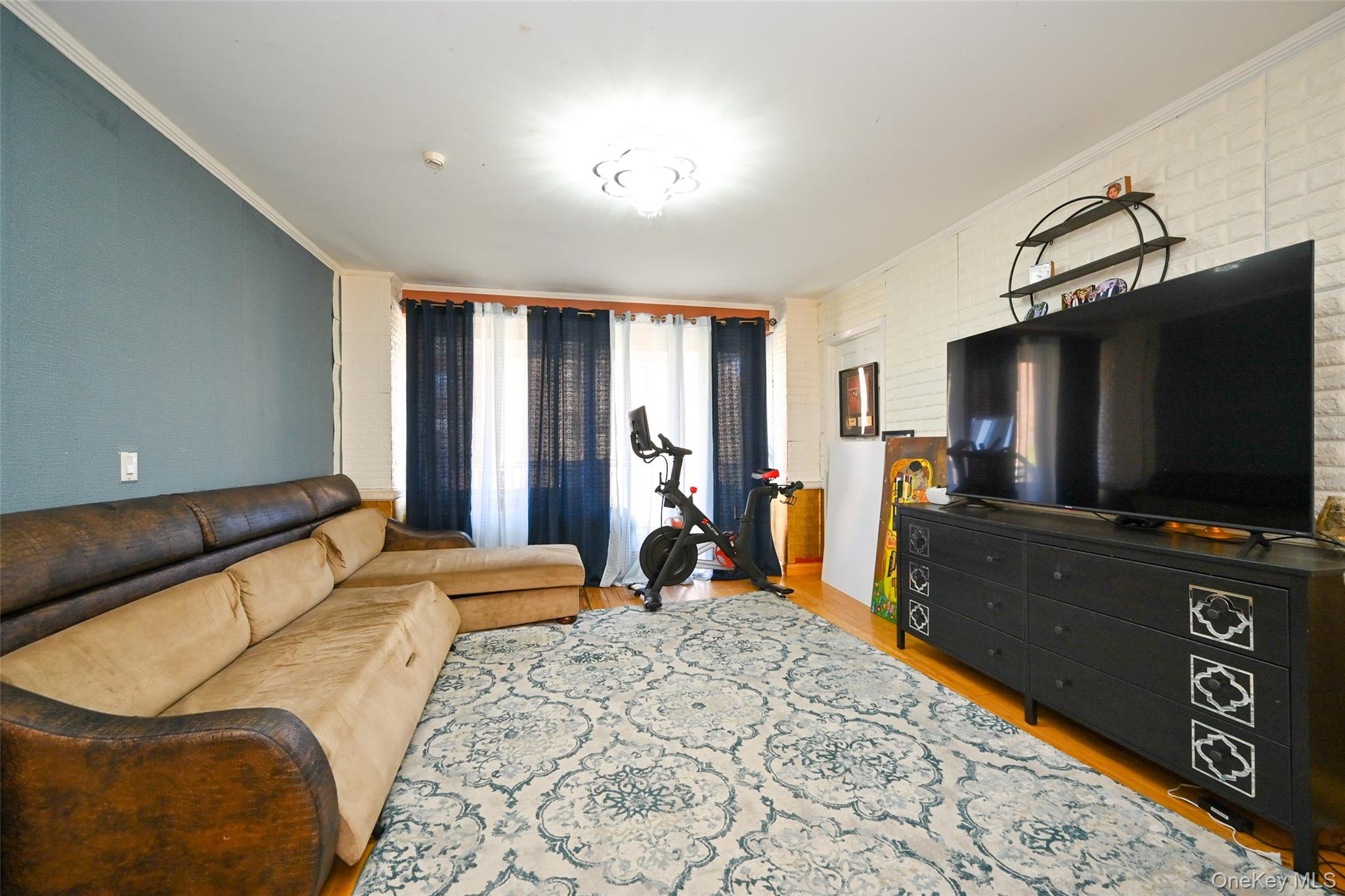 85 15 Main St #4 I, Briarwood, NY 11435 photo