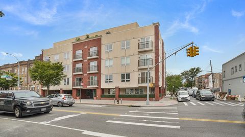 Condominium in Ridgewood NY 6334 Fresh Pond Road #2G.jpg