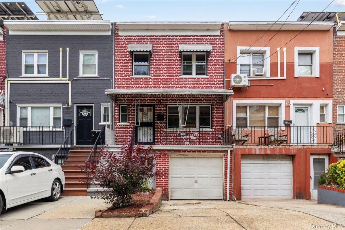 1319 Hicks St, Bronx, NY 10469