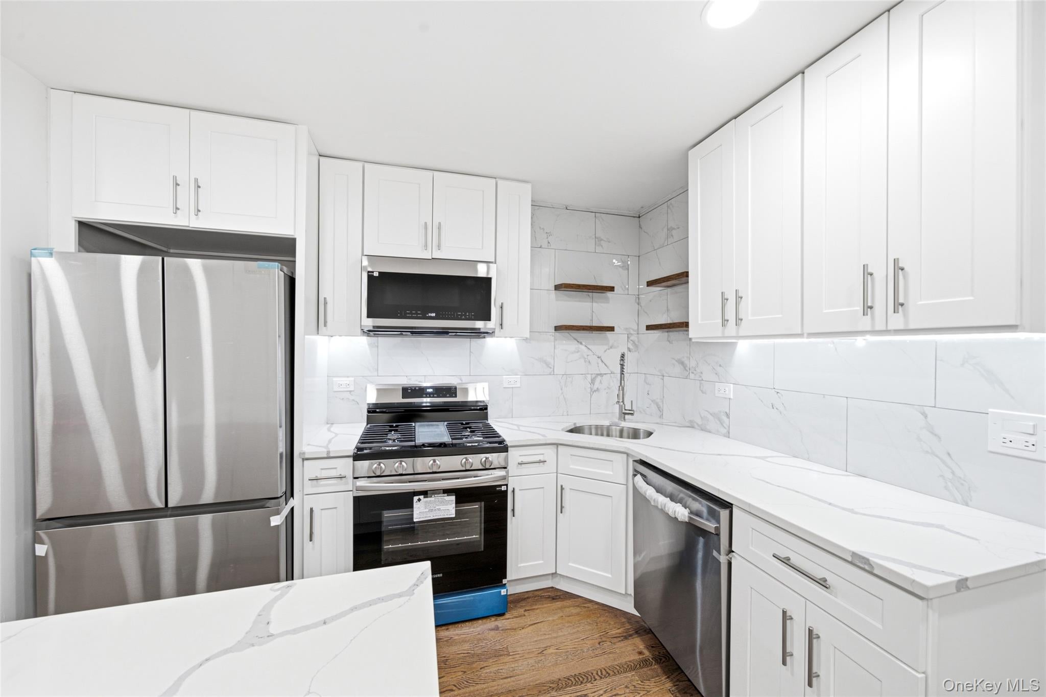 1010 230th St, Bronx, NY 10466