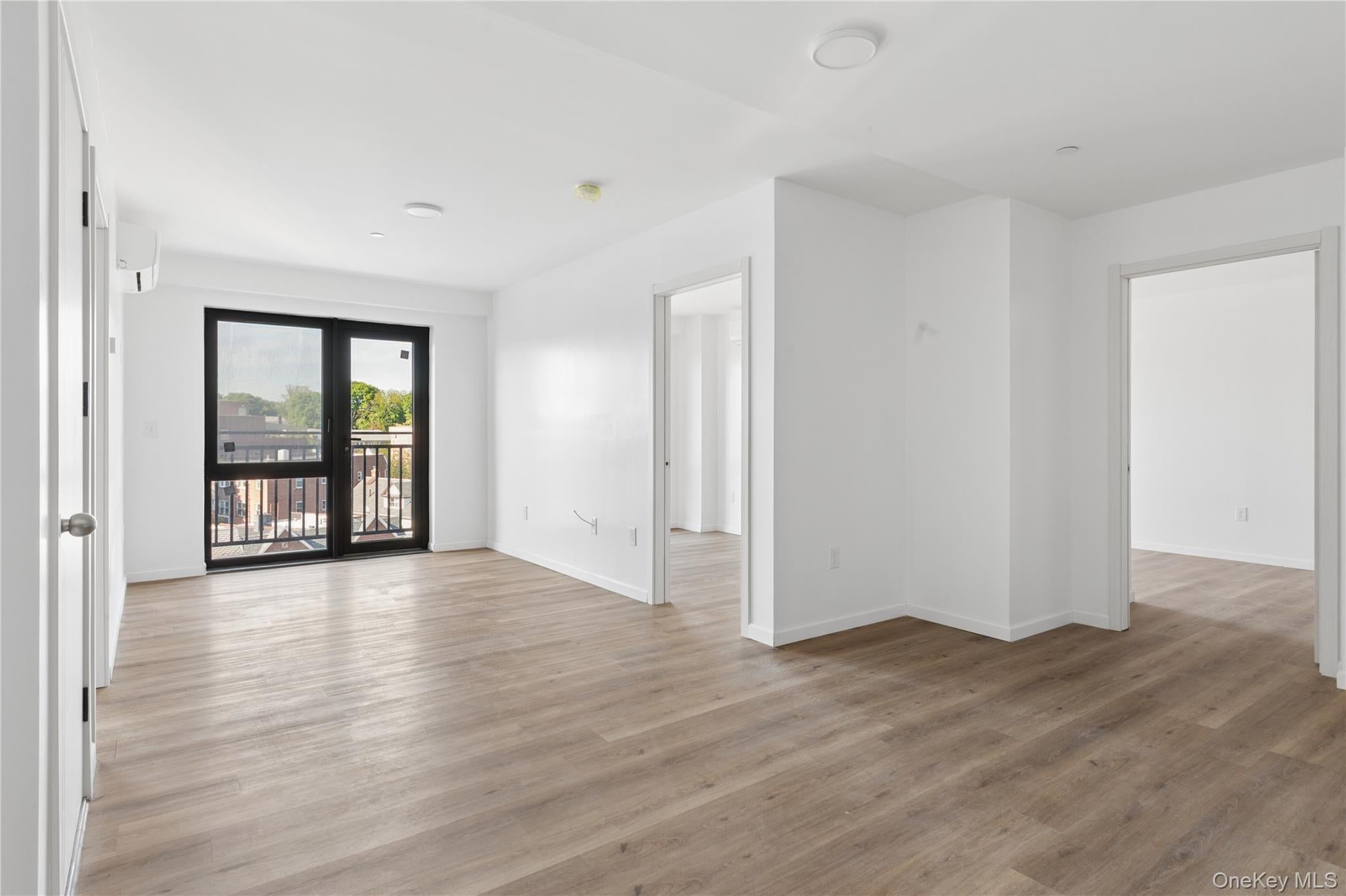 70 25 Queens Blvd #7 J, Woodside, NY 11377 photo