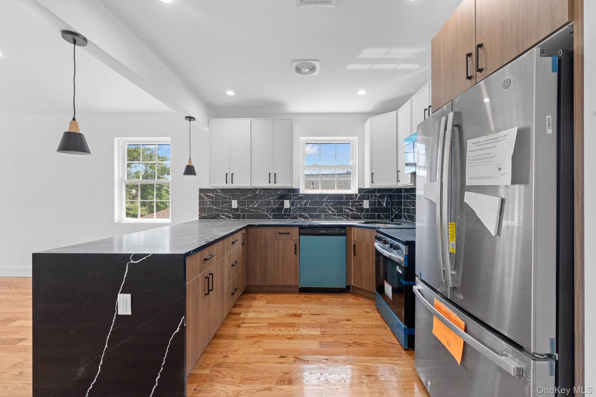 15815 N Conduit Ave, Jamaica, NY 11434 photo