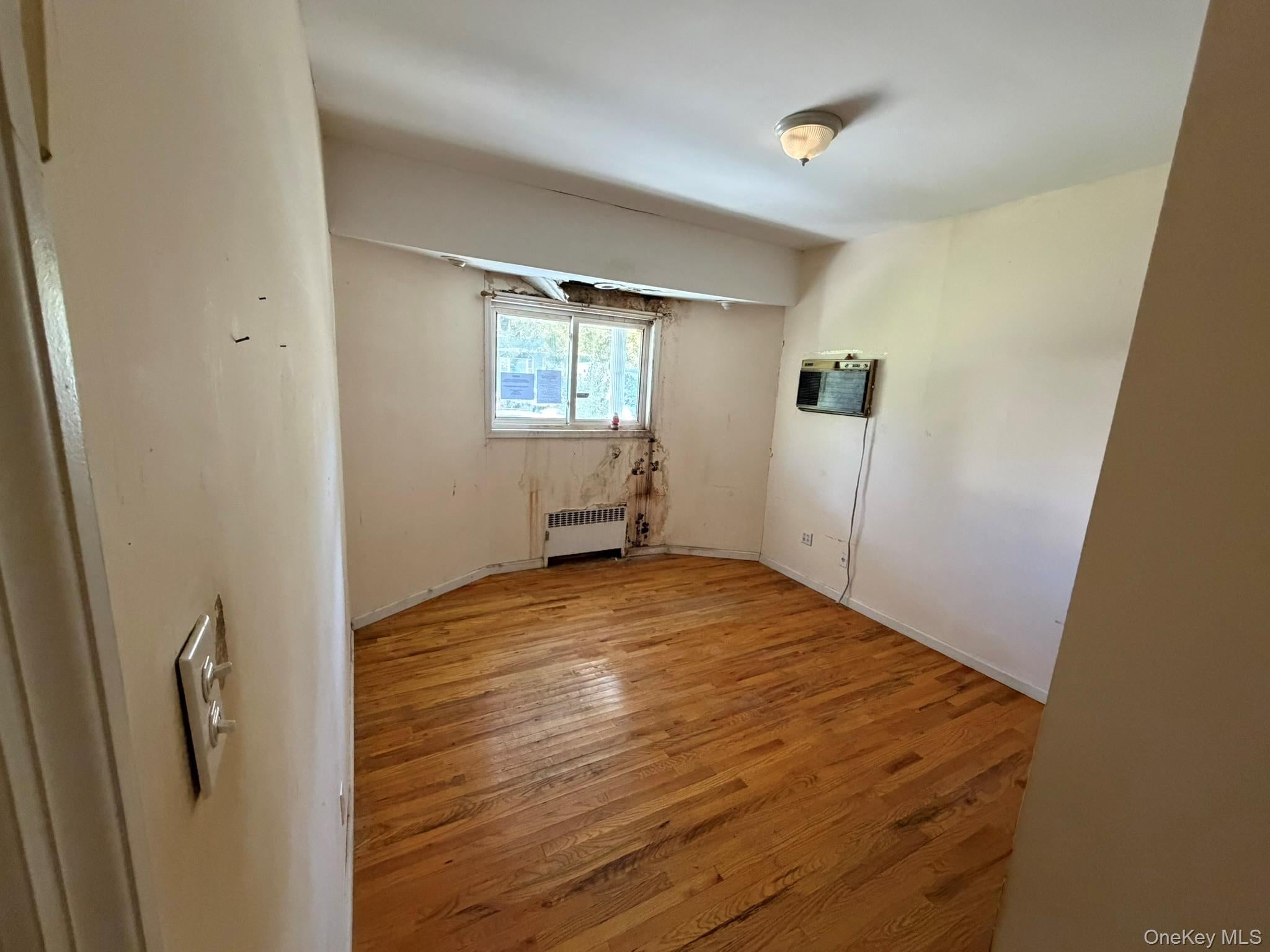 8658 110th St, Richmond Hill, NY 11418 photo