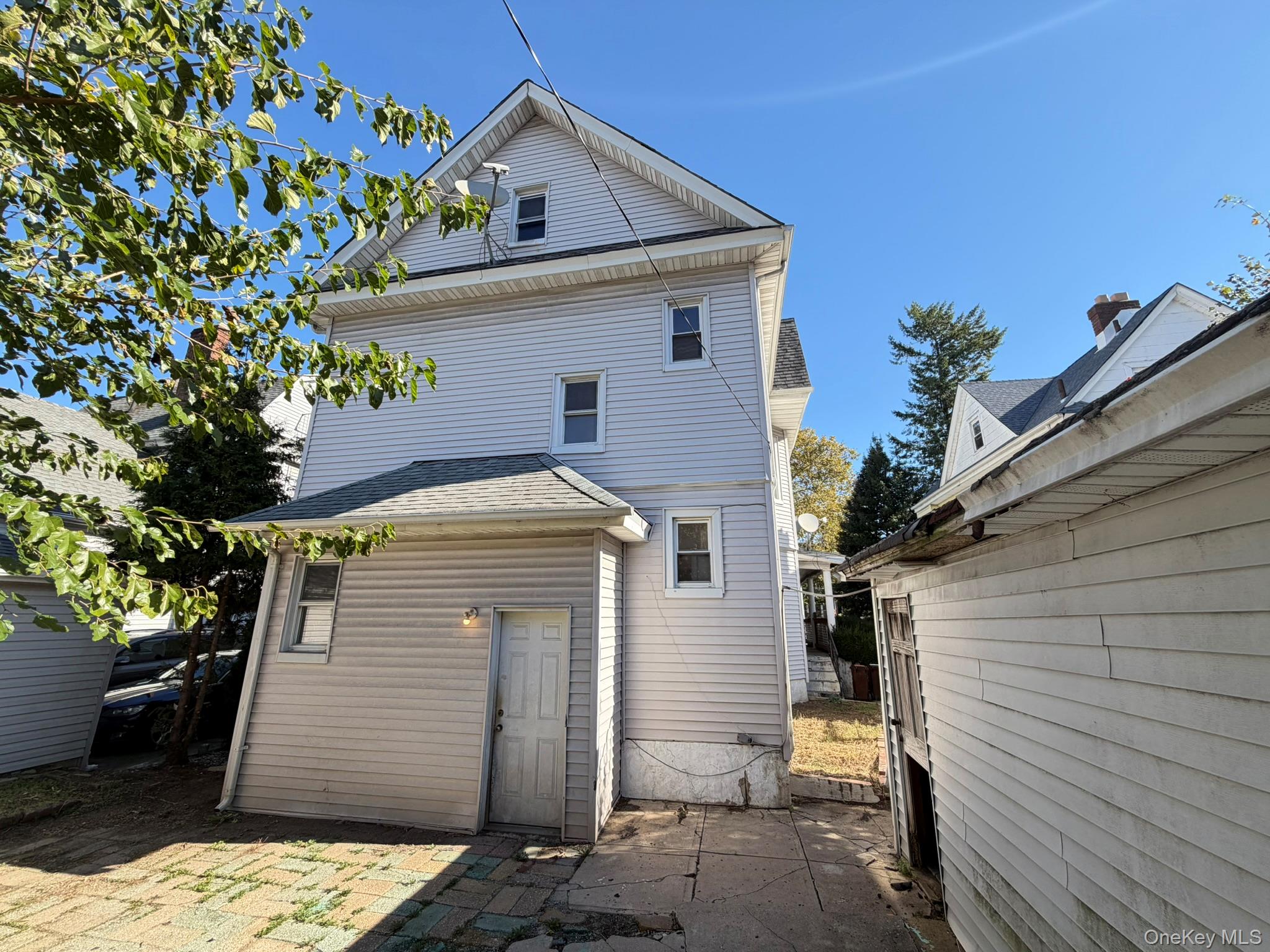 8658 110th St, Richmond Hill, NY 11418 photo