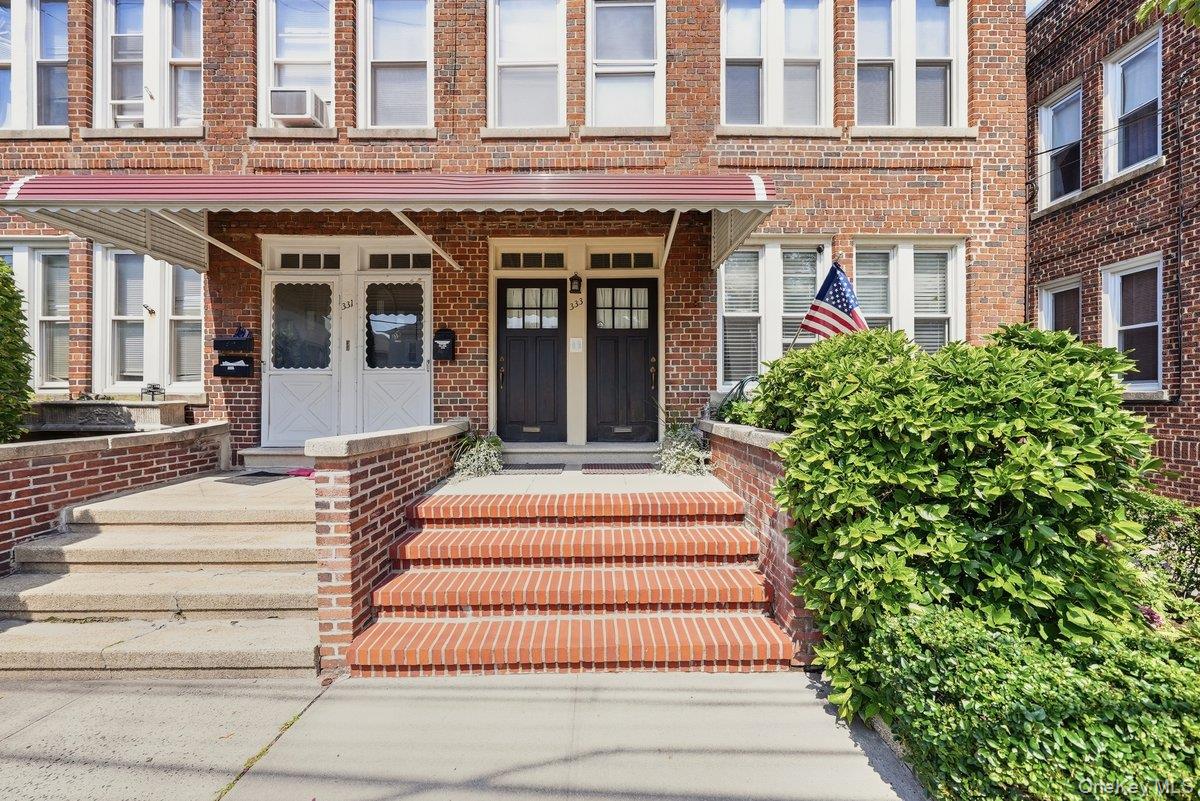 333 238th St, Bronx, NY 10470