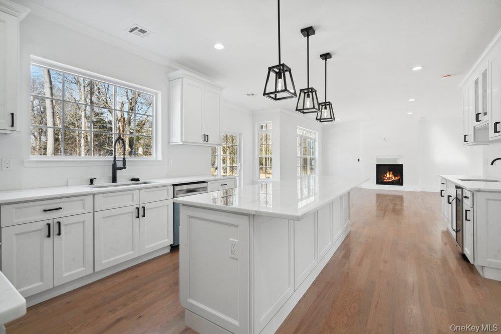 113 Currans Rd, Middle Island, NY 11953 photo