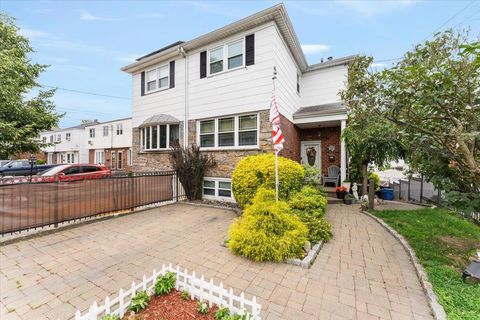 Single Family Residence in Bronx NY 1529 Stadium Avenue.jpg