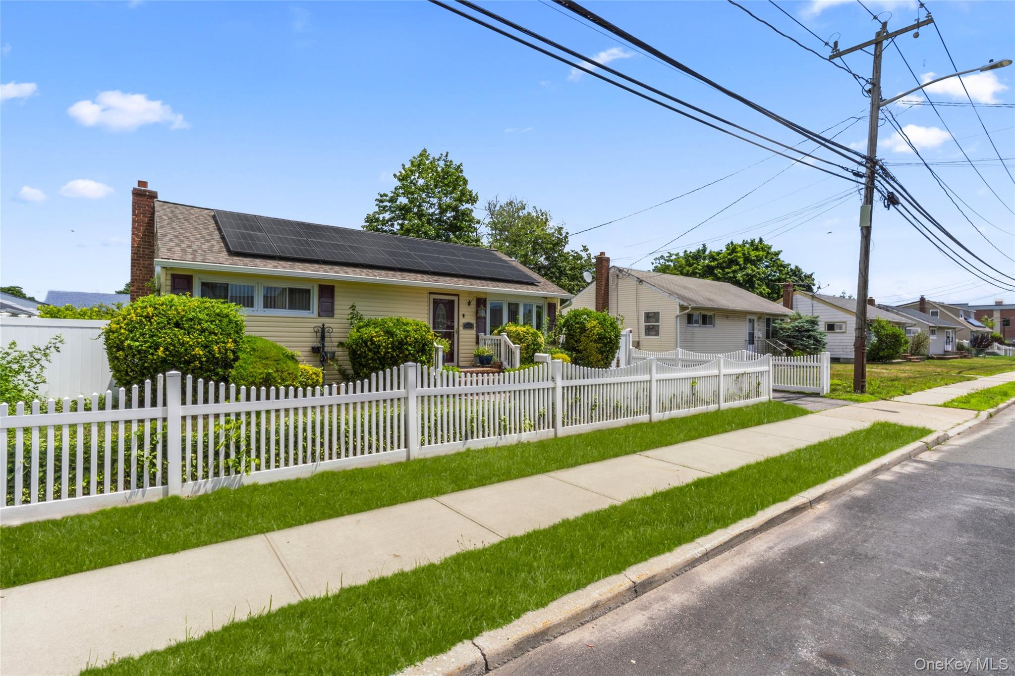 3414 Great Neck Rd, Amityville, NY 11701 photo