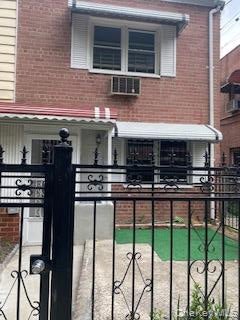 1181 223rd St, Bronx, NY 10466