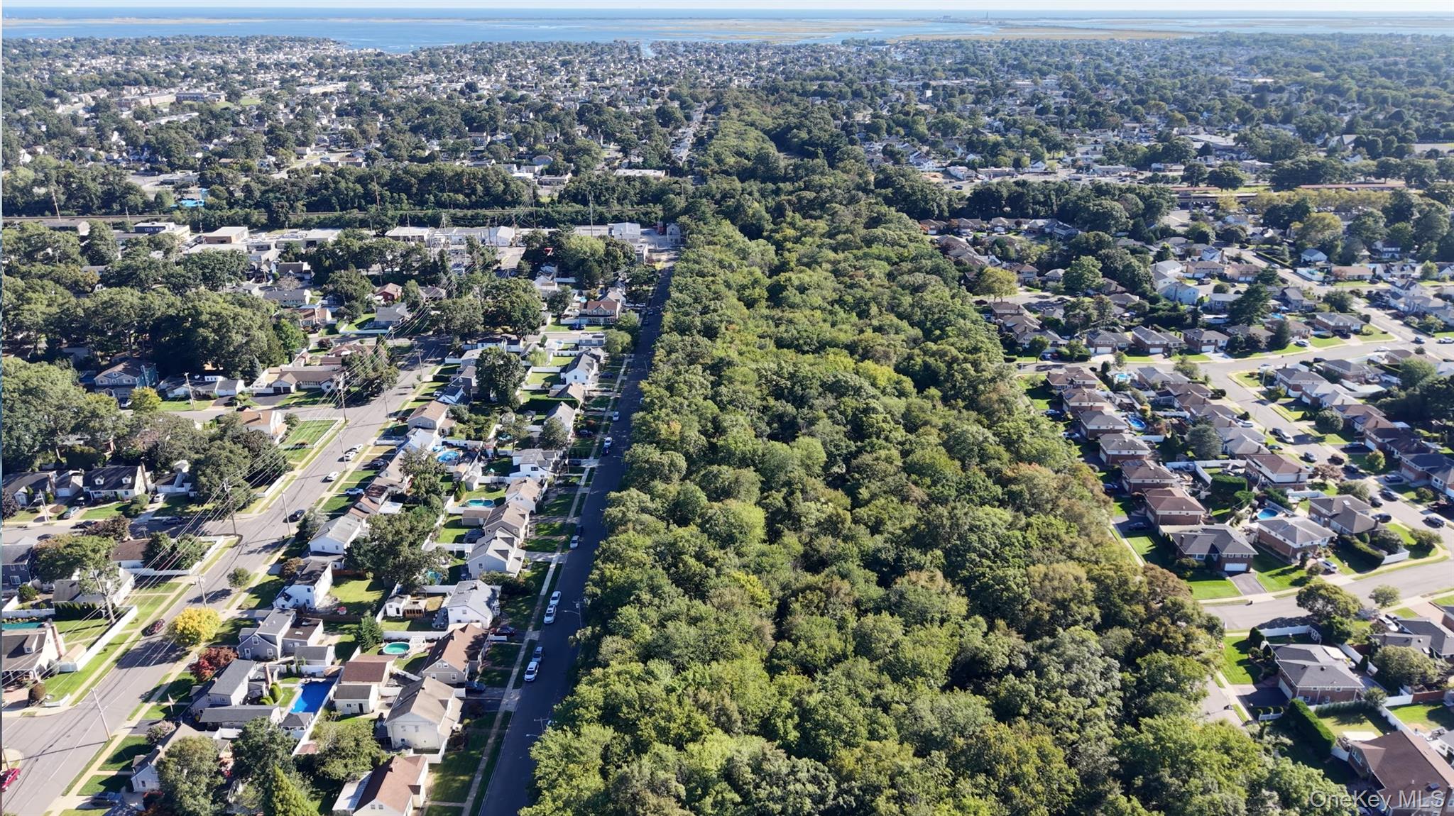 66 Euclid Ave, Massapequa, NY 11758 photo
