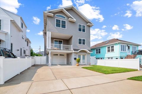 Single Family Residence in Long Beach NY 545 E Fulton Street.jpg
