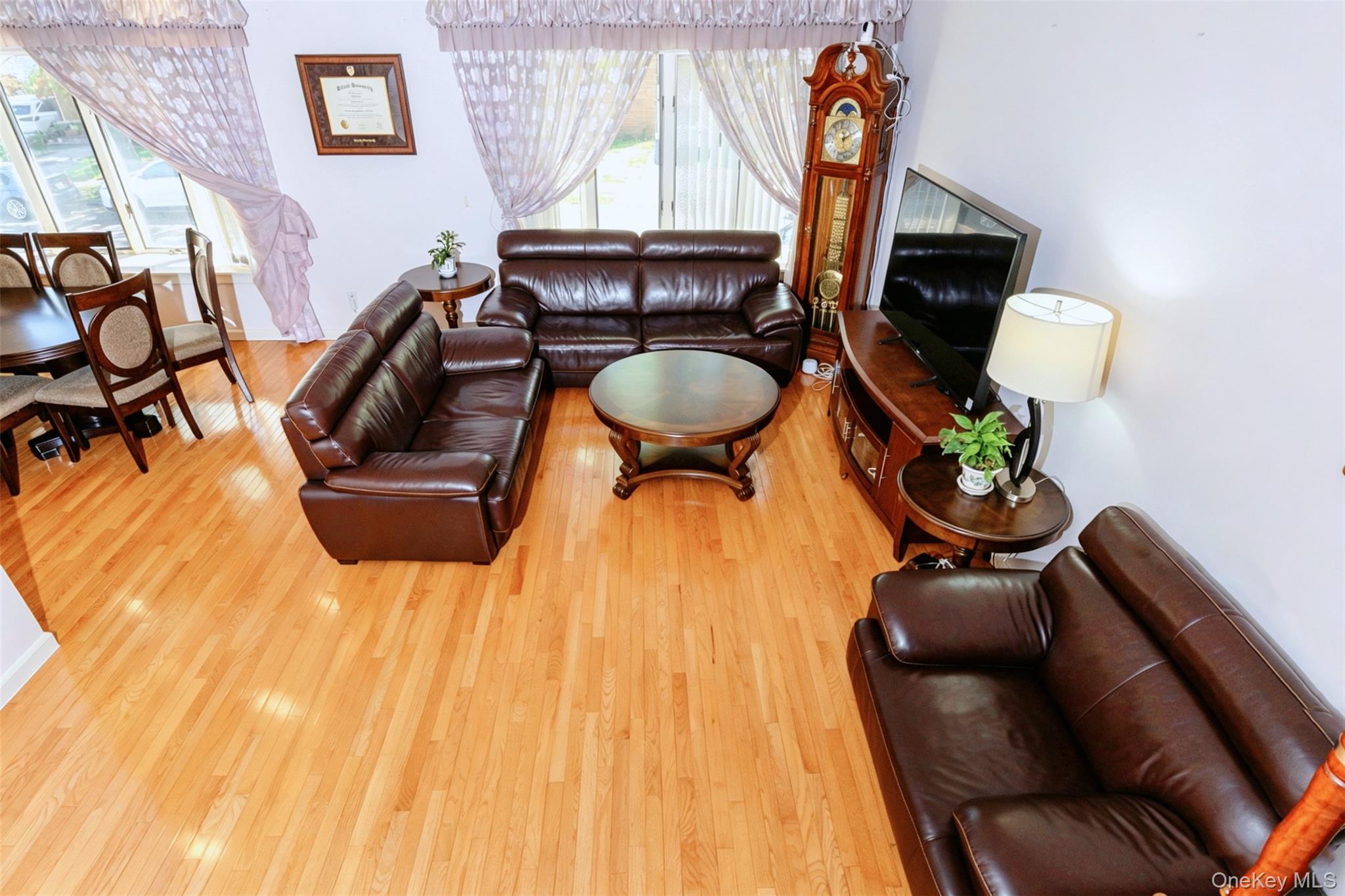 71 30 165th St, Fresh Meadows, NY 11365 photo
