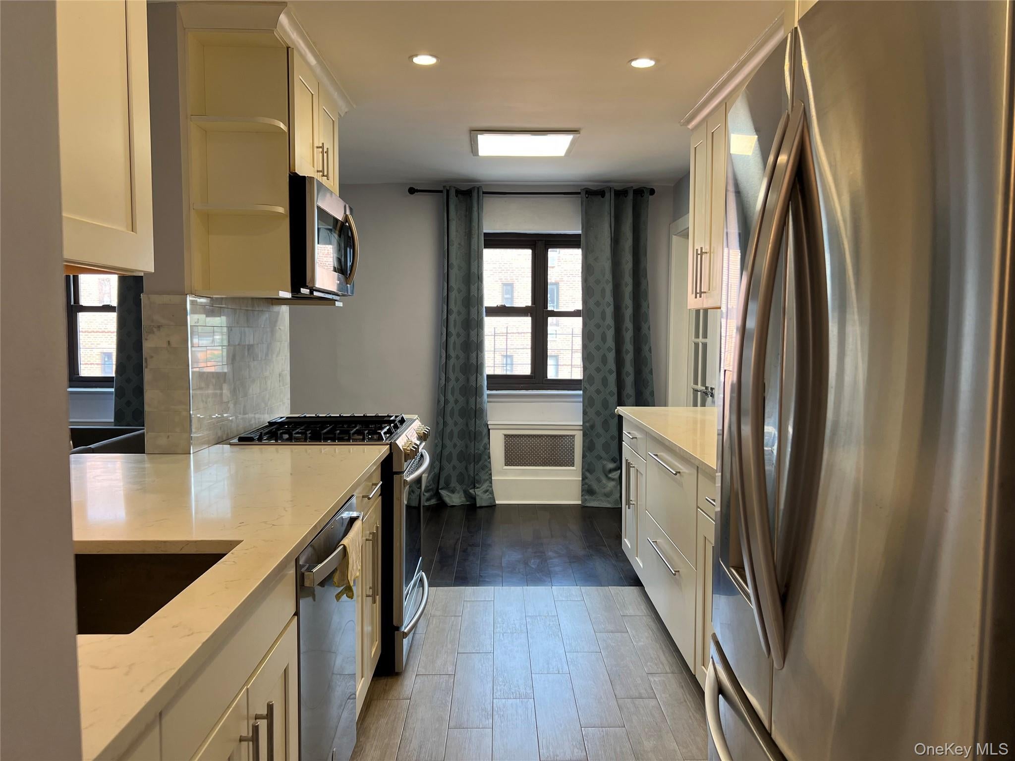 57 10 Junction Blvd, Elmhurst, NY 11373