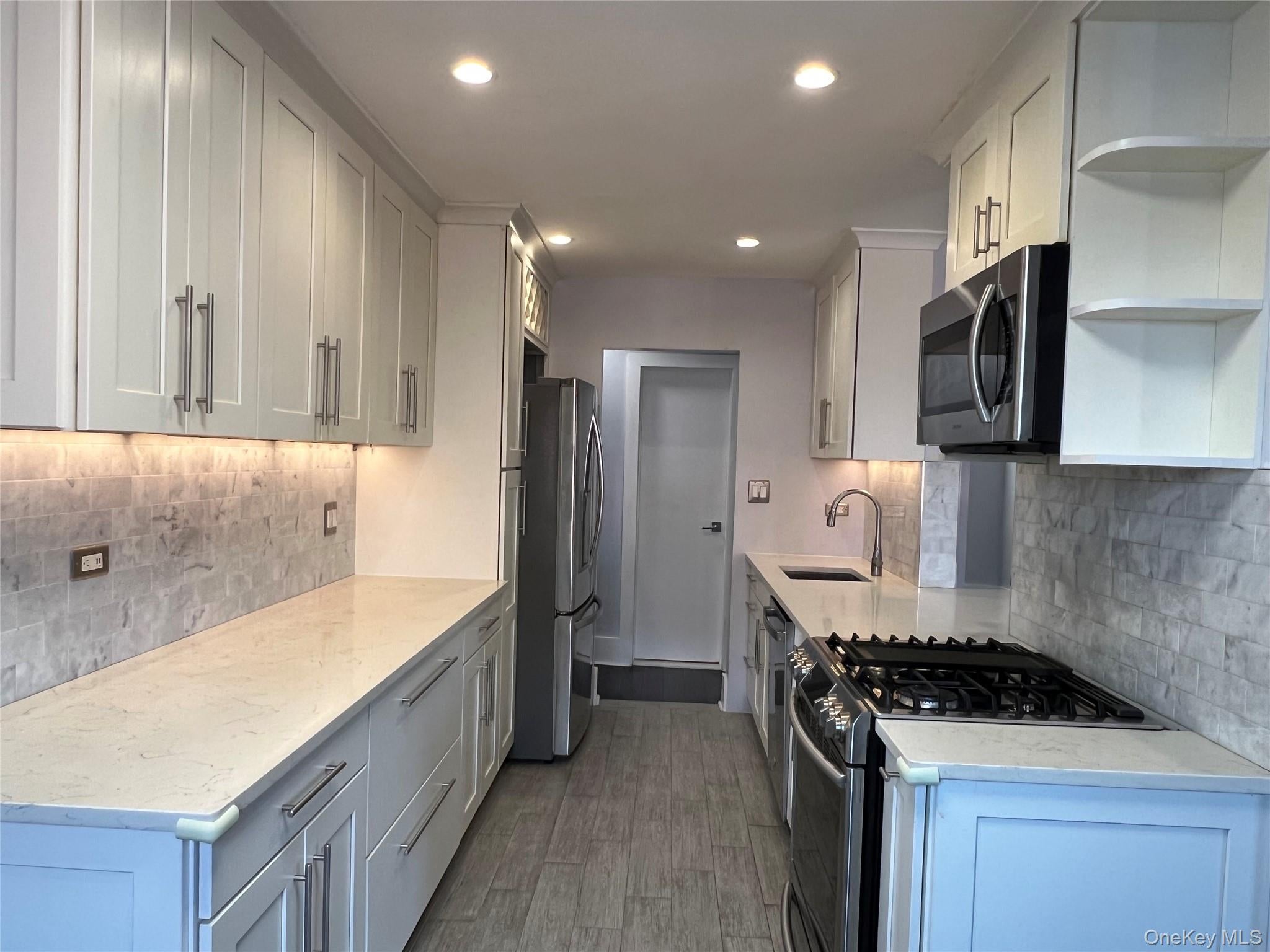 57 10 Junction Blvd #5 C, Elmhurst, NY 11373 photo