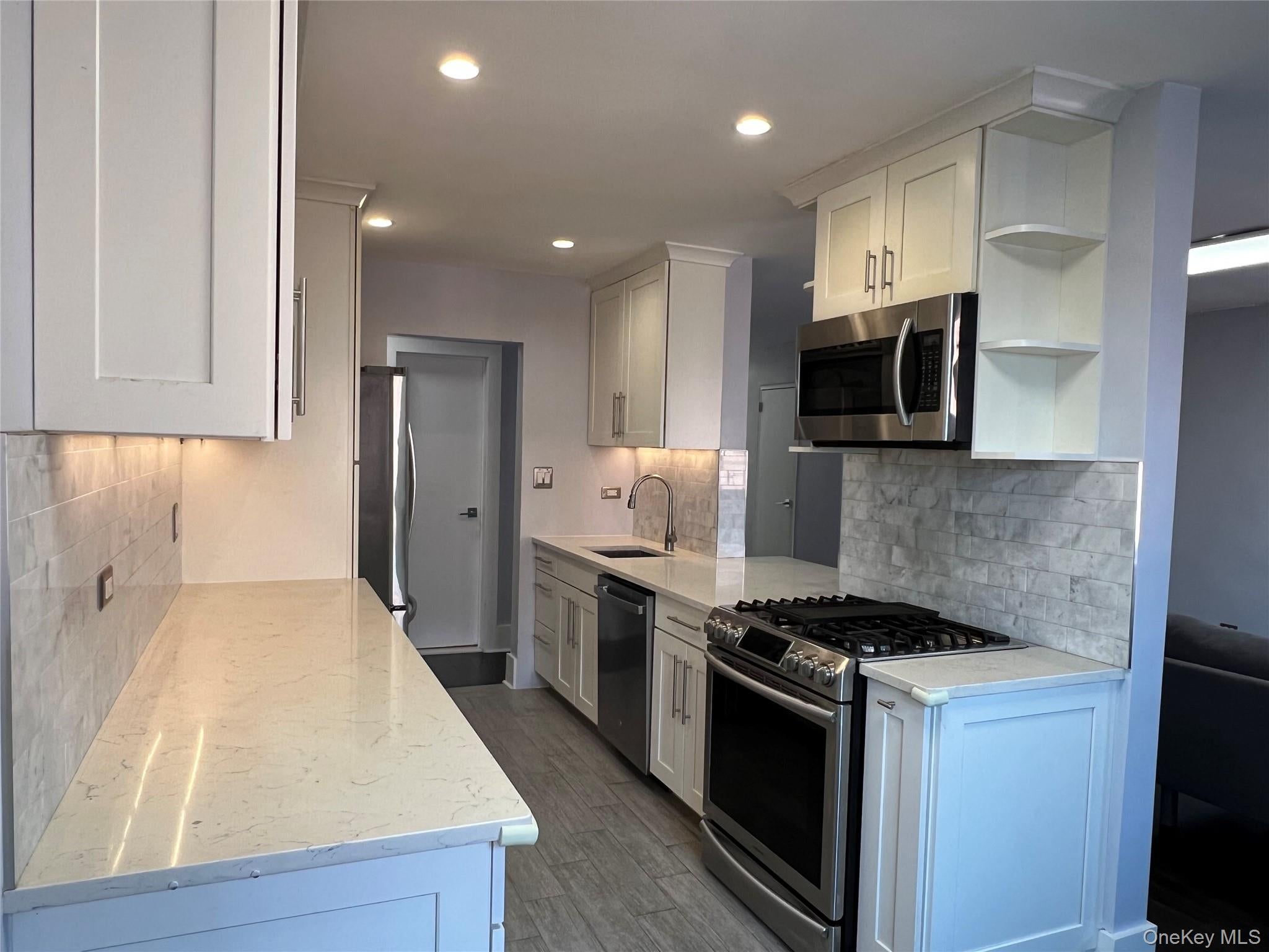 57 10 Junction Blvd #5 C, Elmhurst, NY 11373 photo