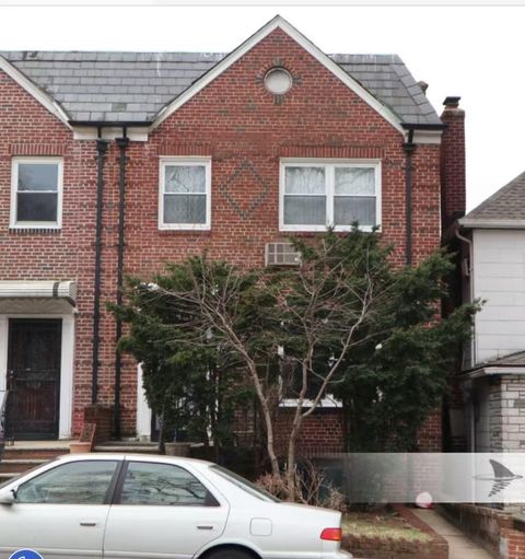 Single Family Residence in Flushing NY 152-18 33rd Avenue.jpg