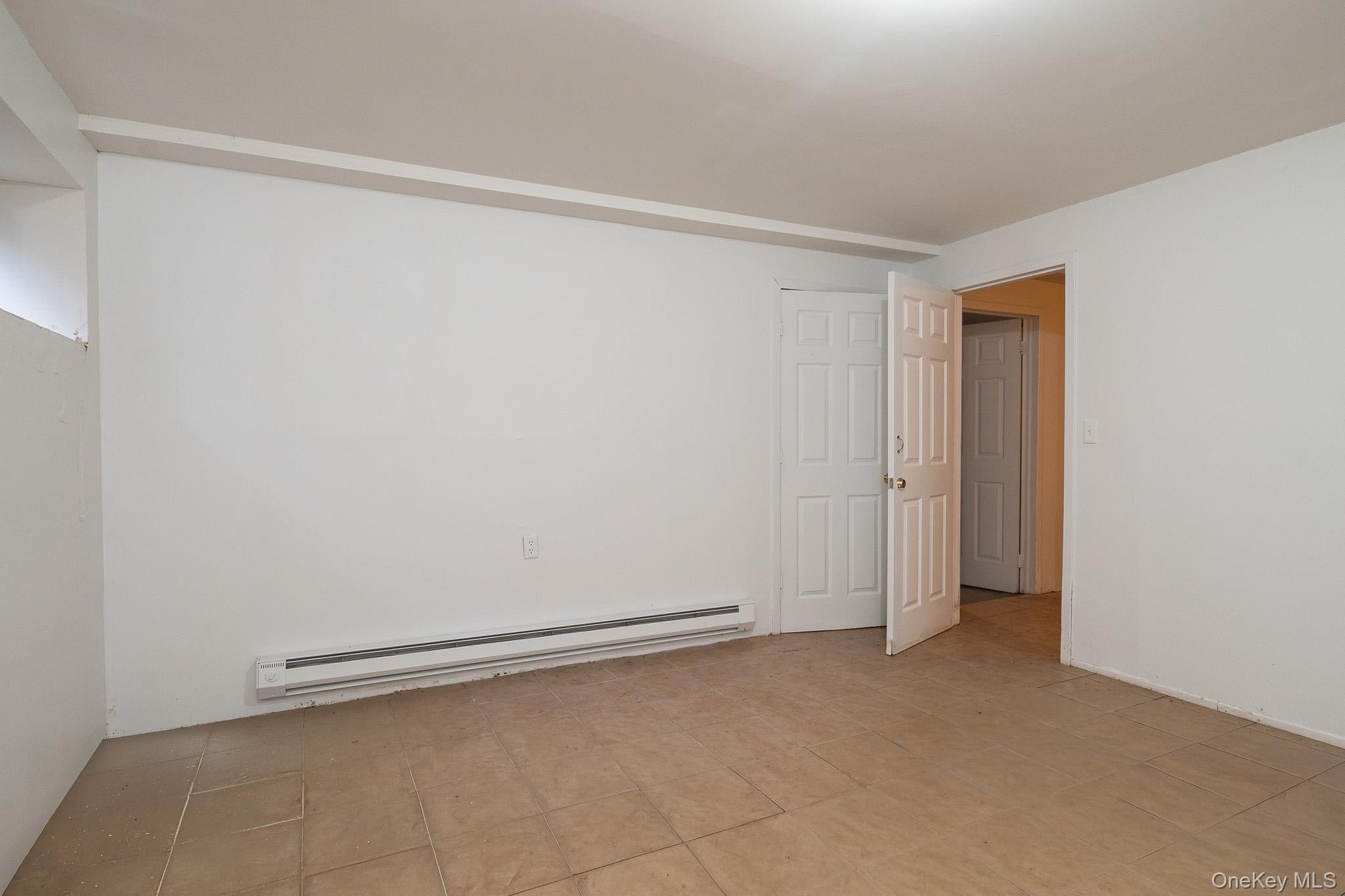 9487 218th St, Queens Village, NY 11428 photo