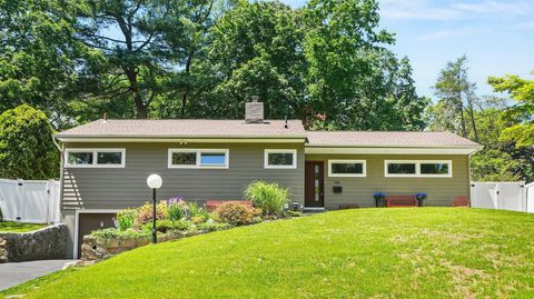 Single Family Residence in Ardsley NY 66 Prospect Avenue.jpg