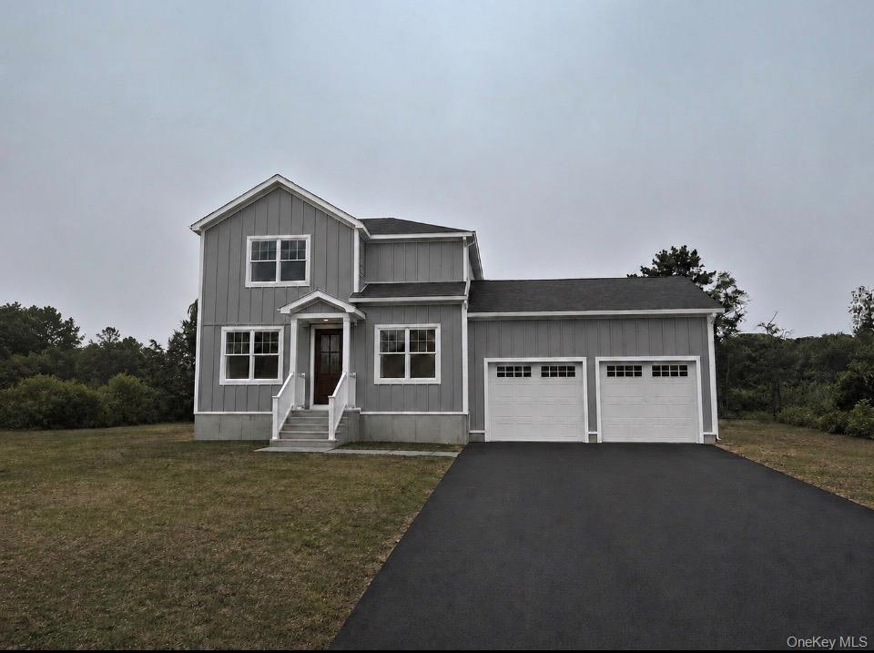 62 Shore Dr, Mastic Beach, NY 11951