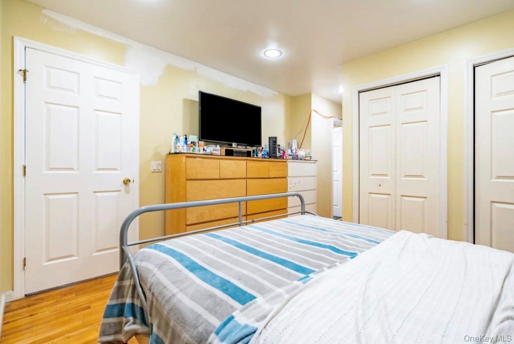 1496 Hicks St, Bronx, NY 10469 photo