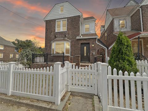 Single Family Residence in Springfield Gardens NY 13301 230th Street.jpg