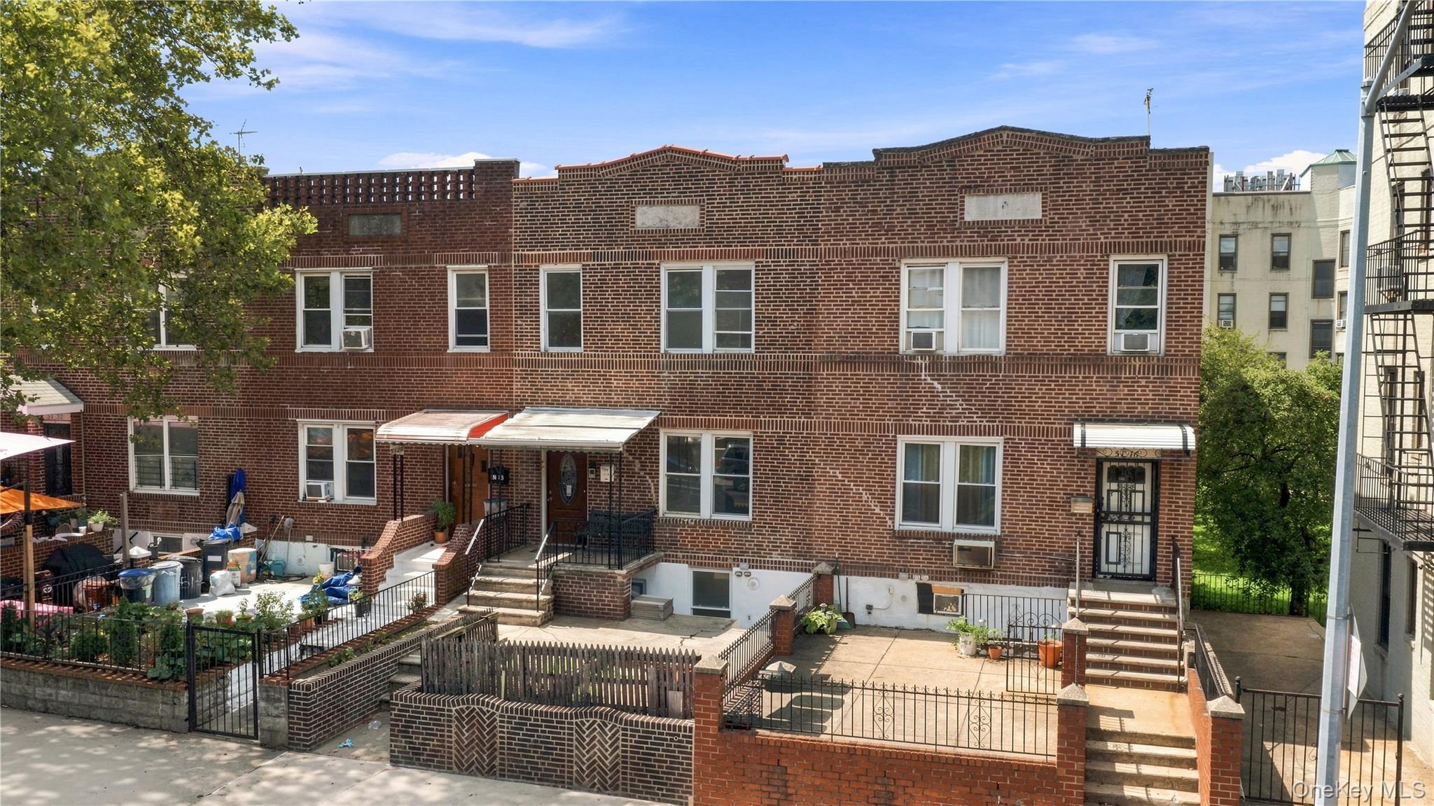5118 48th St, Woodside, NY 11377