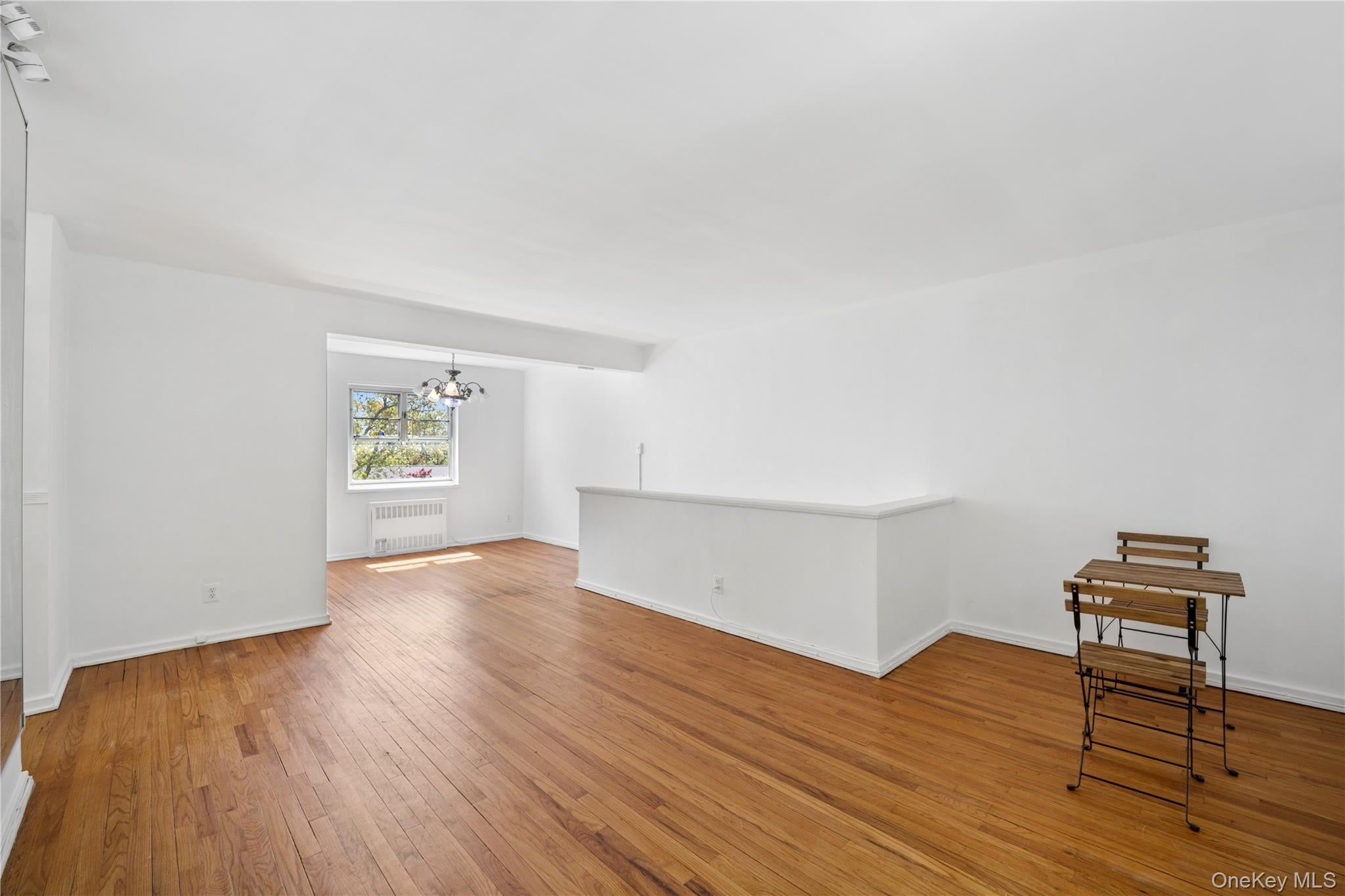 228 14 Stronghurst Ave #UPPER, Queens Village, NY 11427 photo