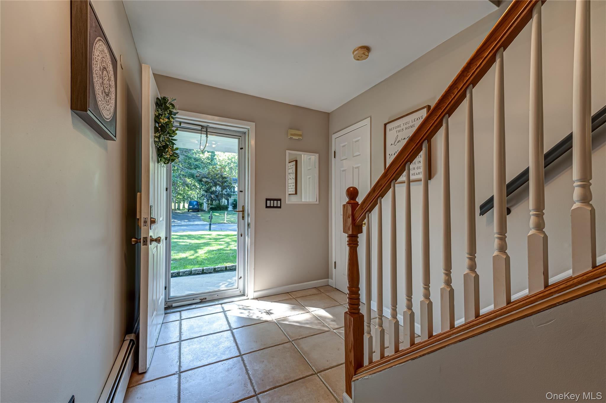 40 Golf Club Cir, Manorville, NY 11949 photo