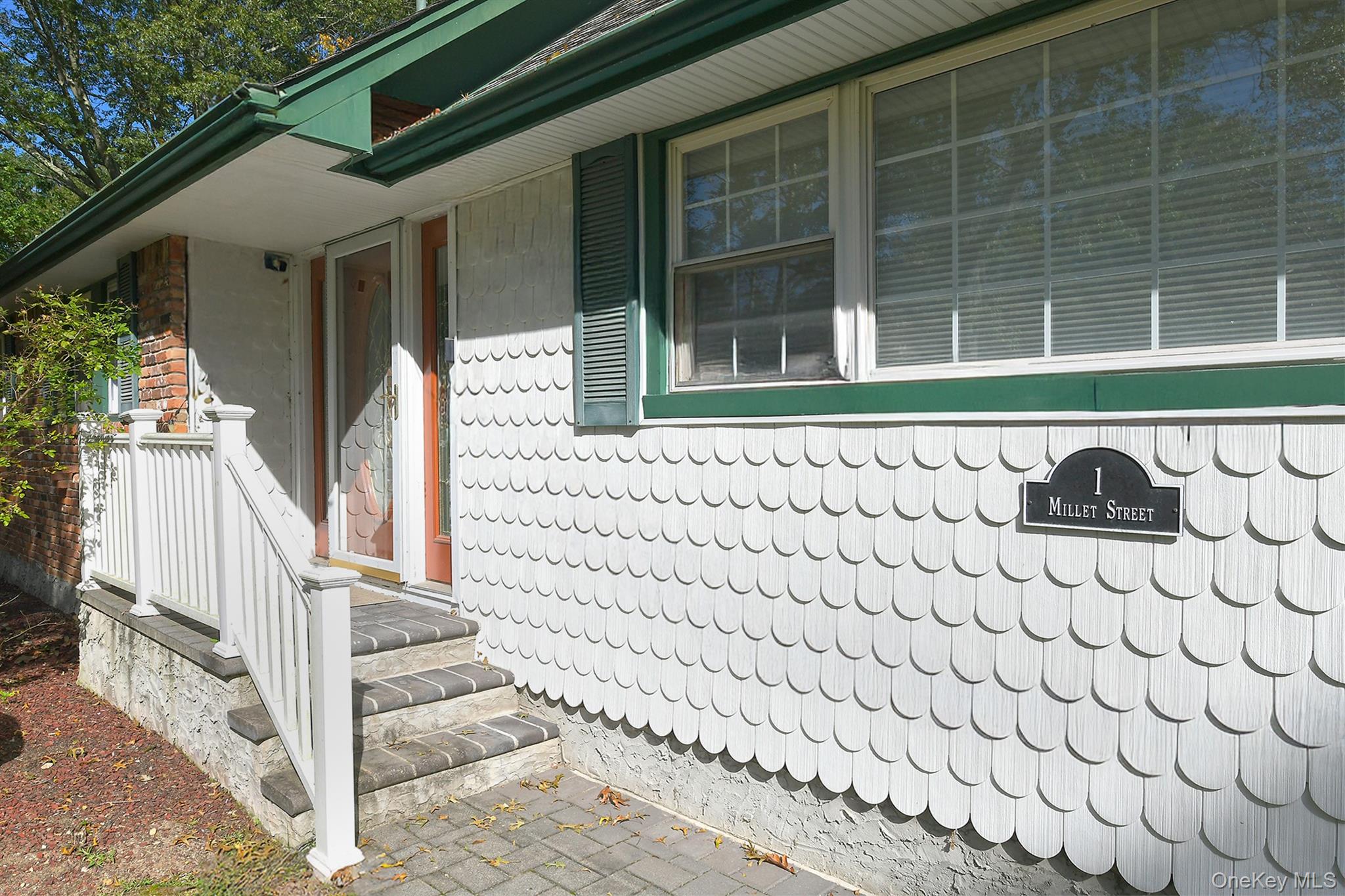 1 Millet St, Dix Hills, NY 11746 photo