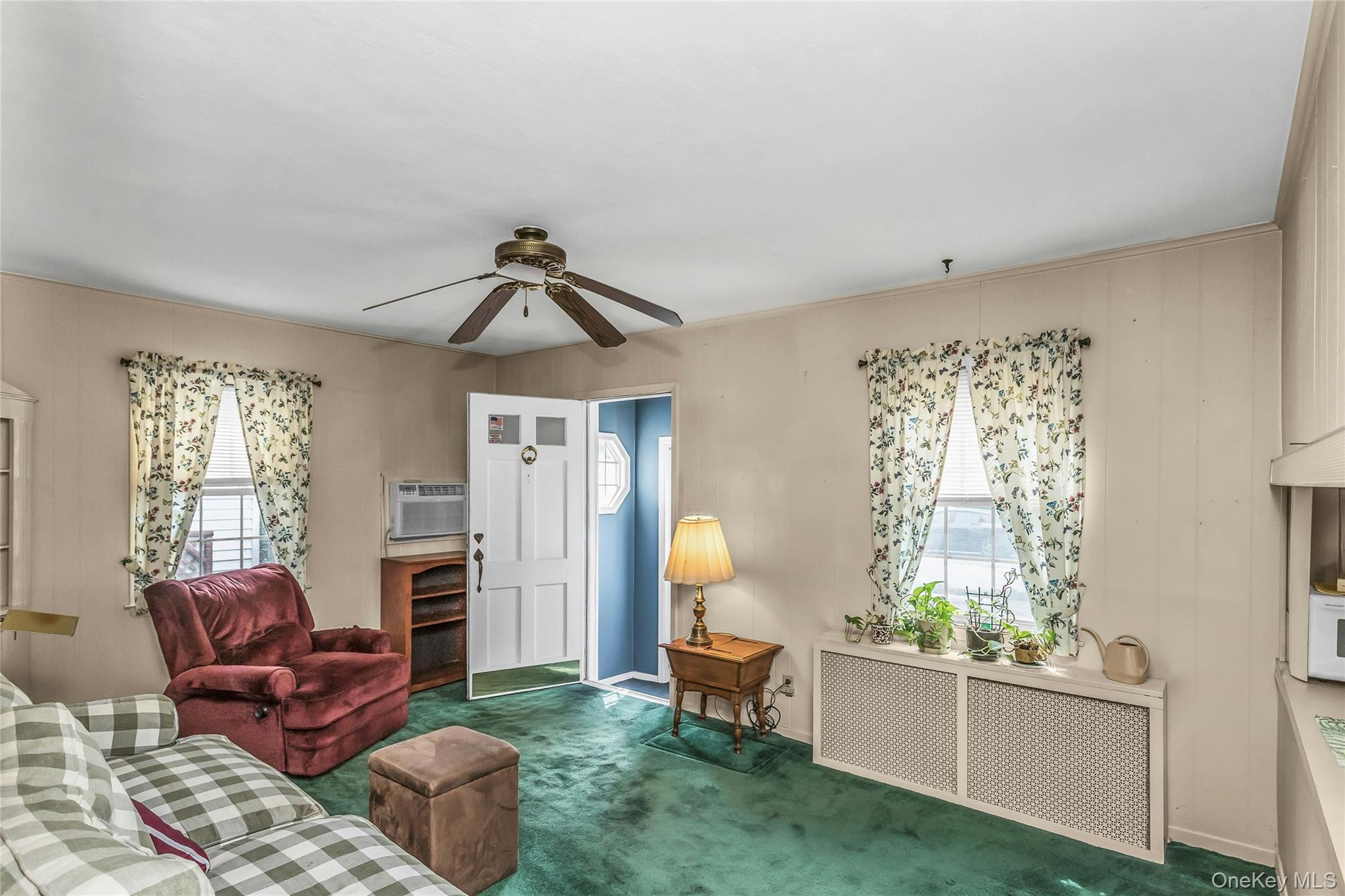 11 Skidmore Pl, Valley Stream, NY 11581 photo
