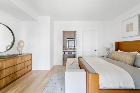 Condominium in Long Beach NY 140 Boardwalk #PH 5 B 11.jpg