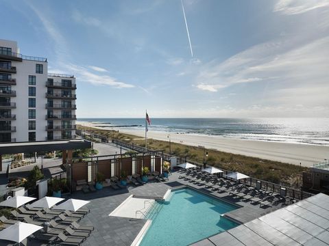 Condominium in Long Beach NY 140 Boardwalk #PH 5 B 33.jpg