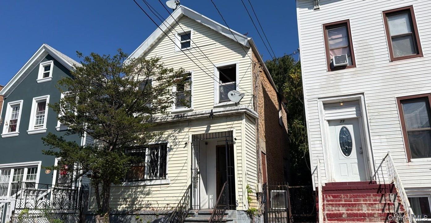 71 Milford St, Brooklyn, NY 11208 photo