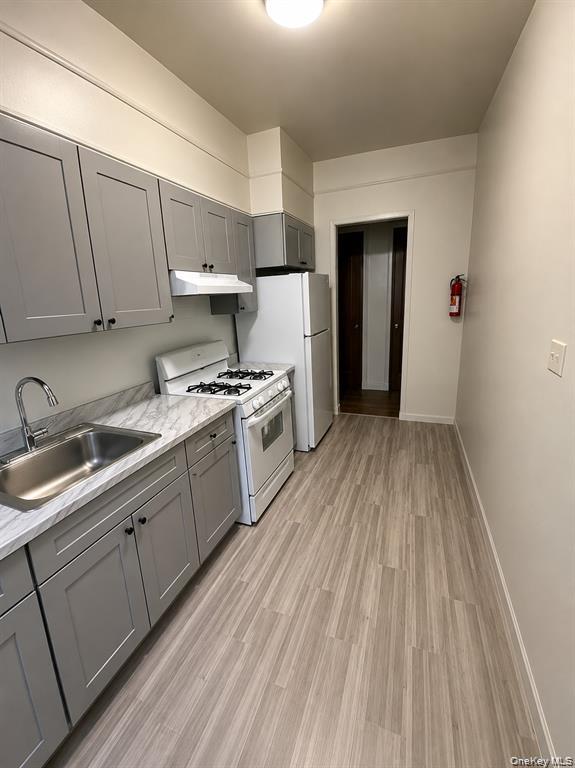 2043 Mayflower Ave, Bronx, NY 10461 photo