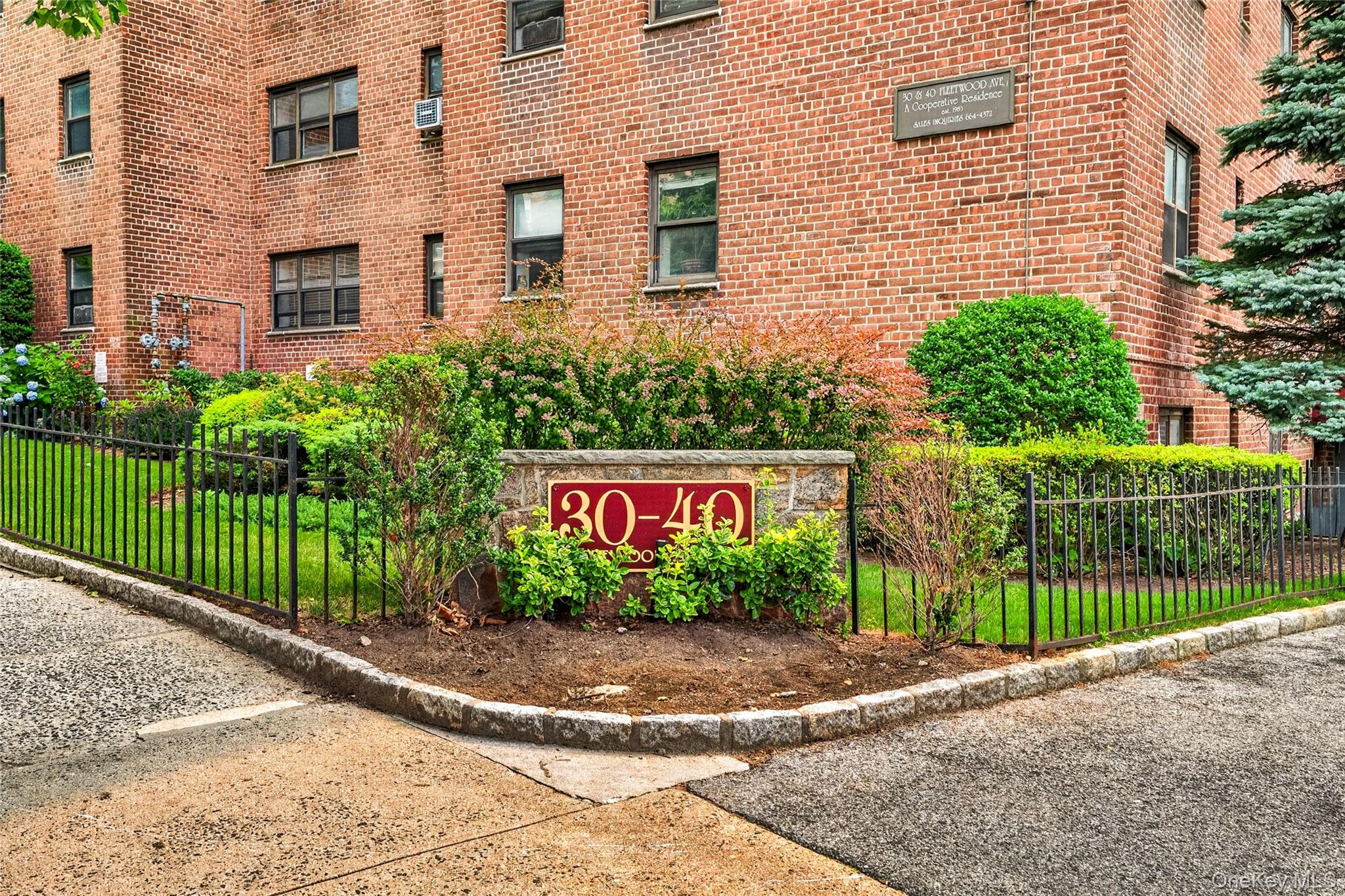 30 Fleetwood Ave #4 F, Fleetwood, NY 10552 photo
