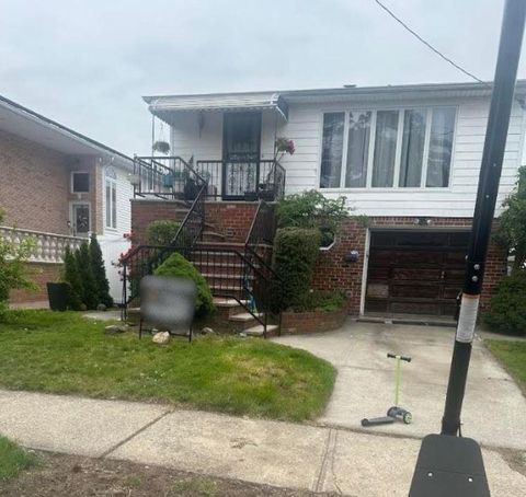 Single Family Residence in Howard Beach NY 162-25 89th Street.jpg
