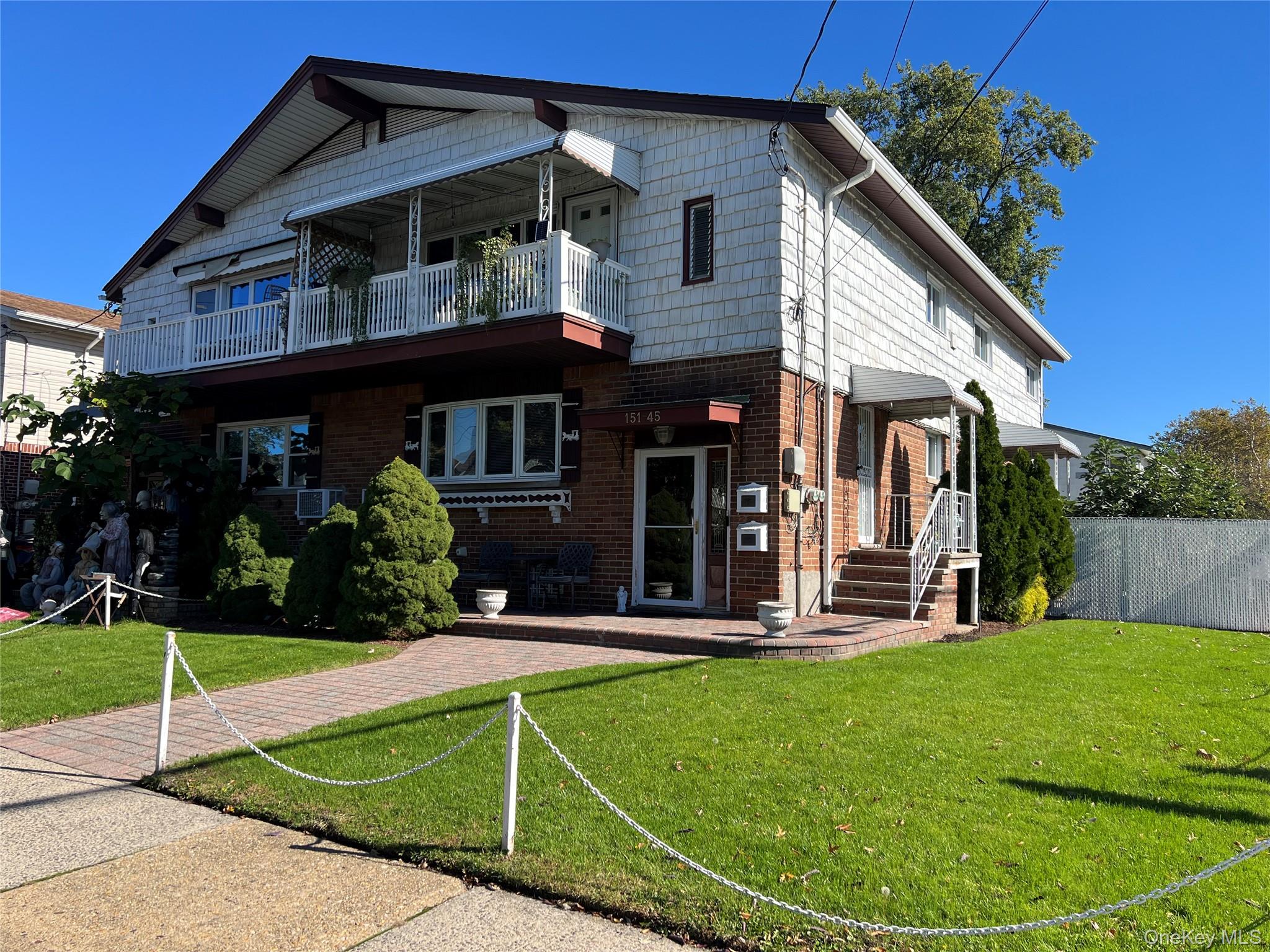151 45 81st St, Howard Beach, NY 11414