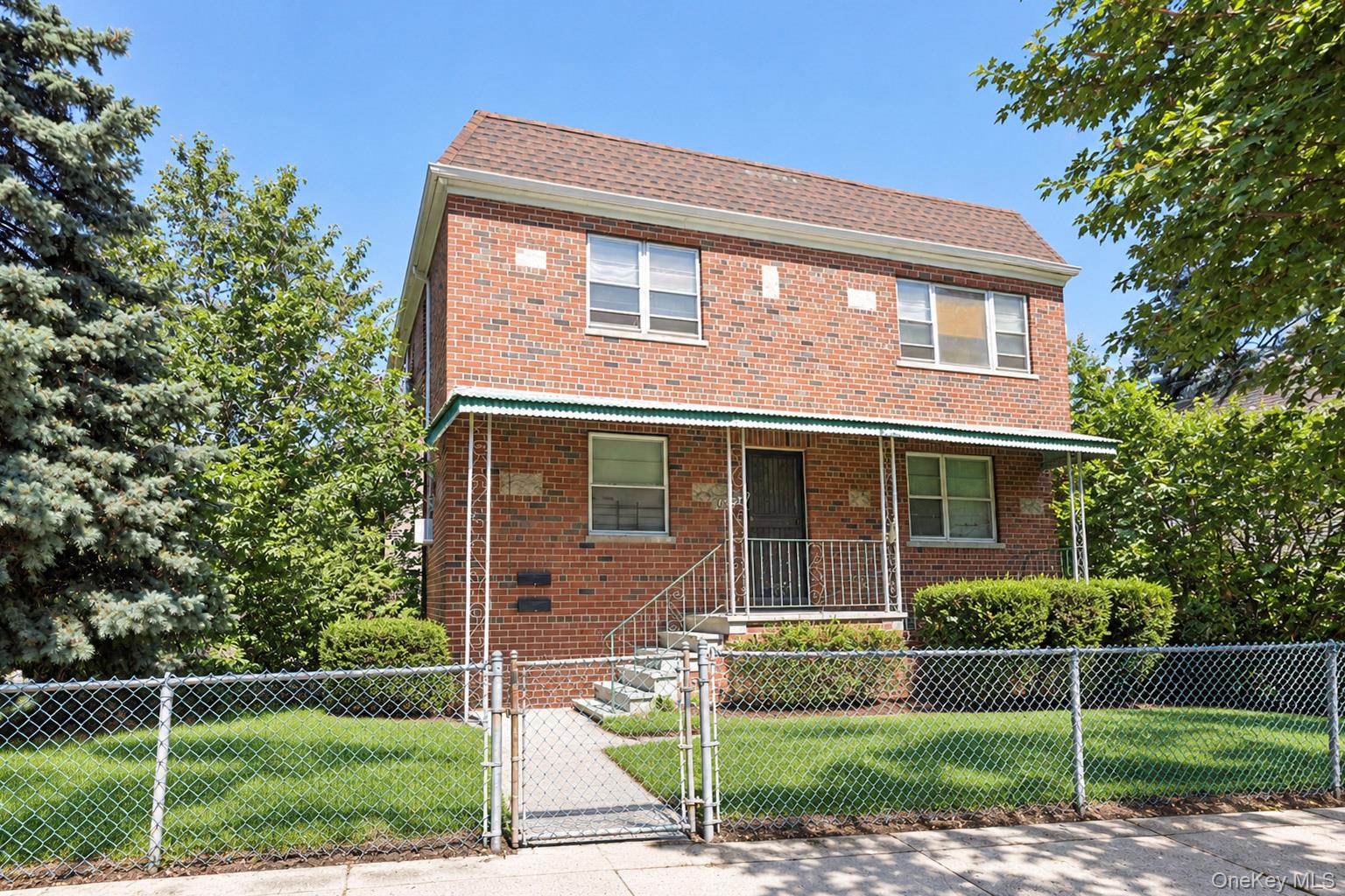 1526 Ericson Pl, Bronx, NY 10461
