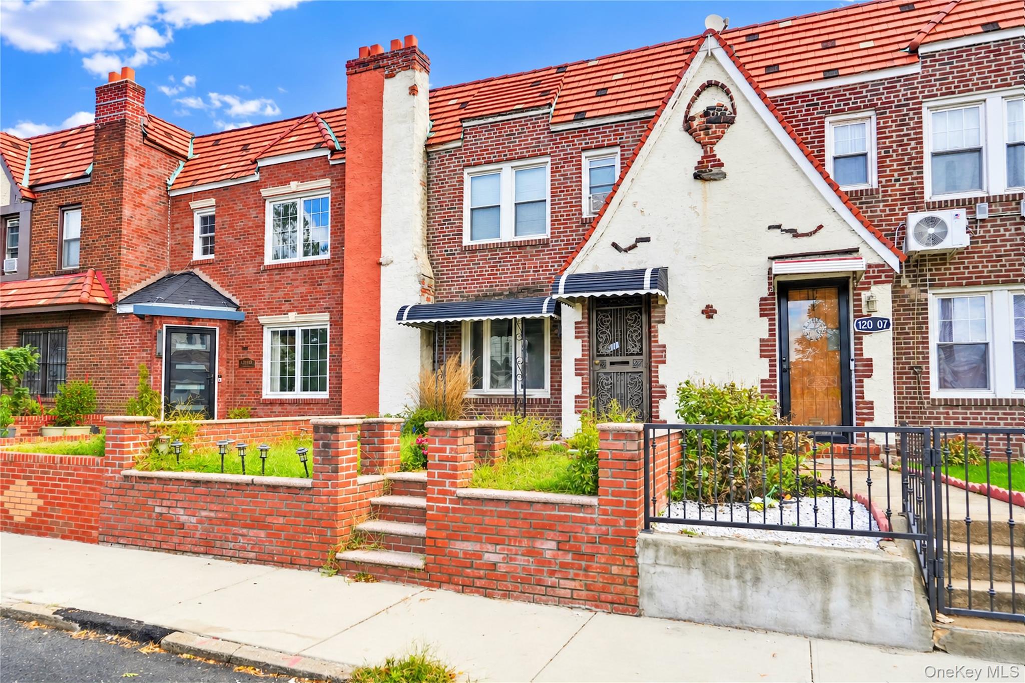 120 5 179th St, Springfield Gardens, NY 11434