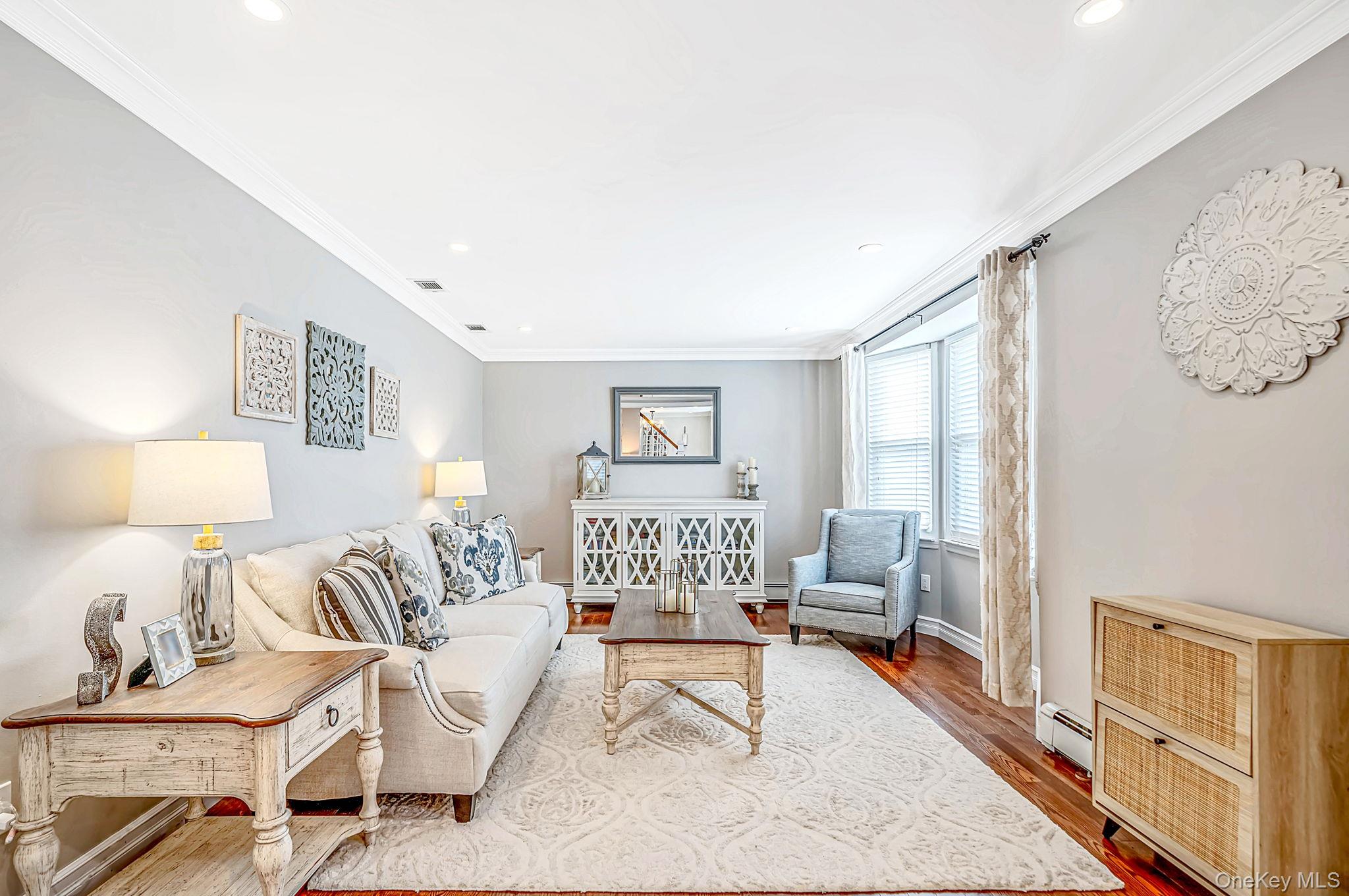 19 Pritchard Cres, Port Jefferson Station, NY 11776 photo