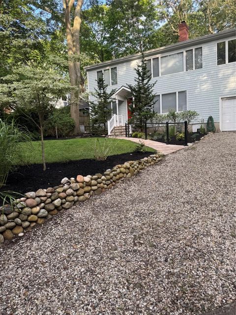 Single Family Residence in Stony Brook NY 52 Hillside Road.jpg
