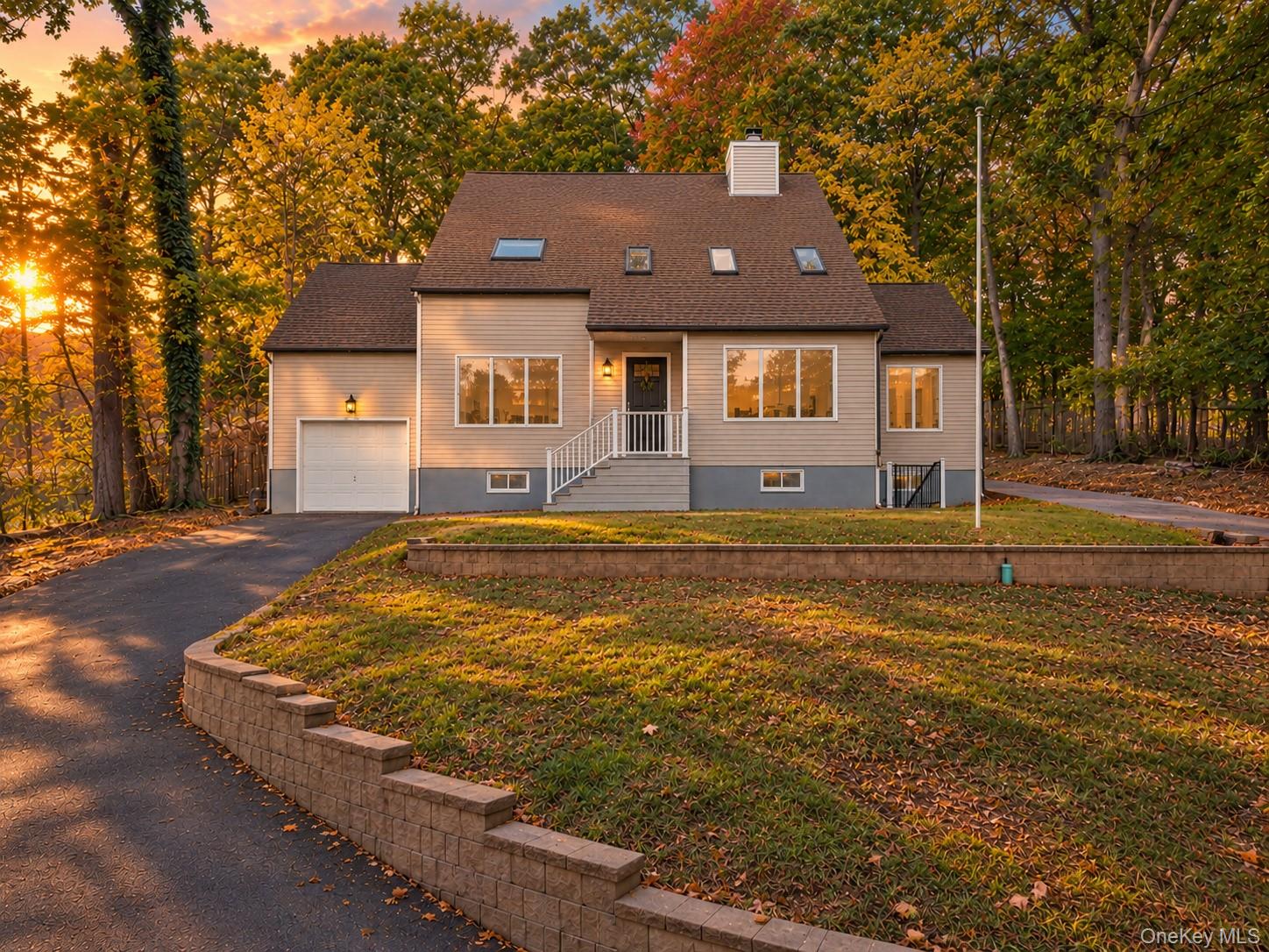 1147 Country Rd, Stony Brook, NY 11790