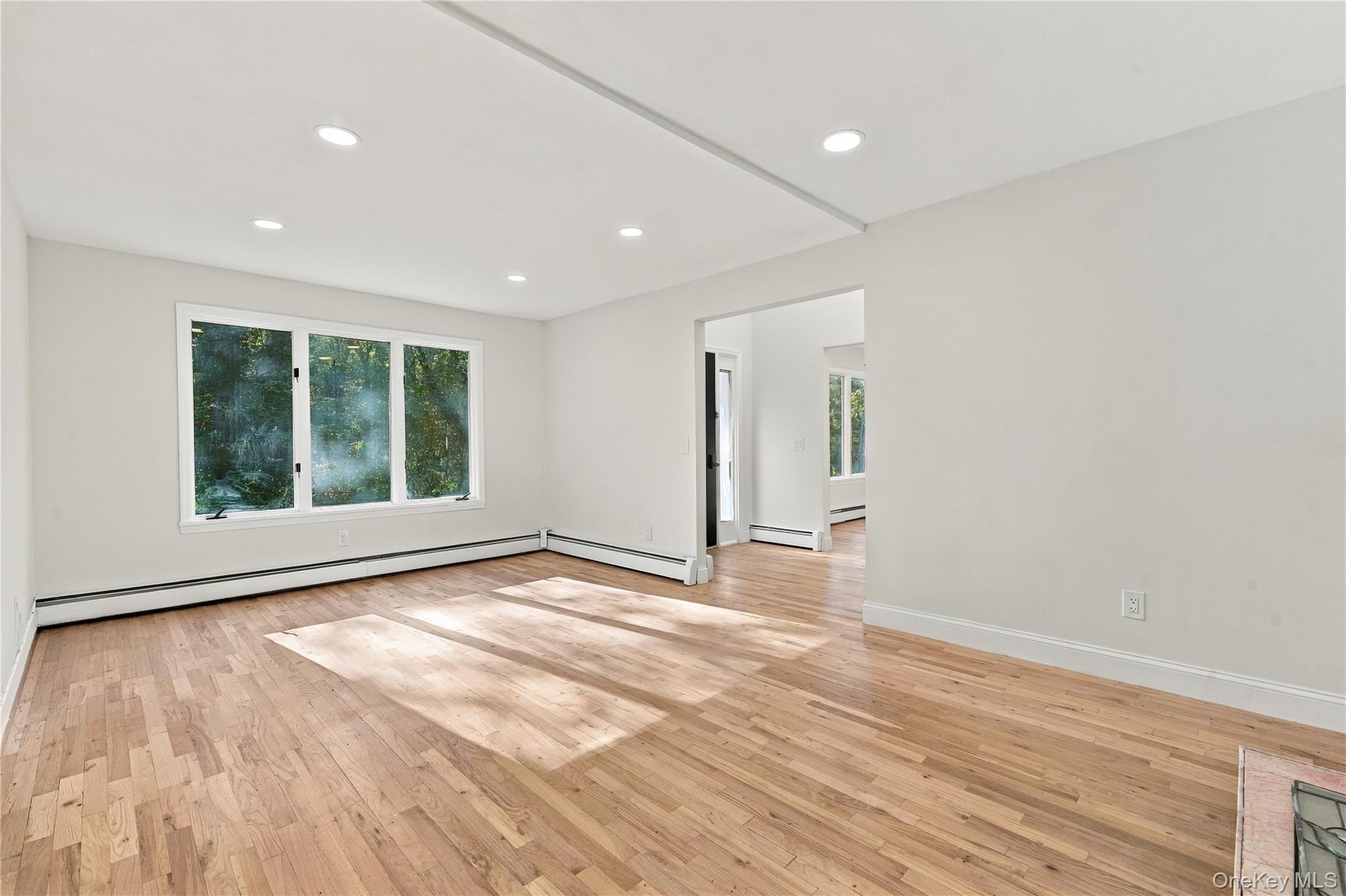 1147 N Country Rd, Stony Brook, NY 11790 photo