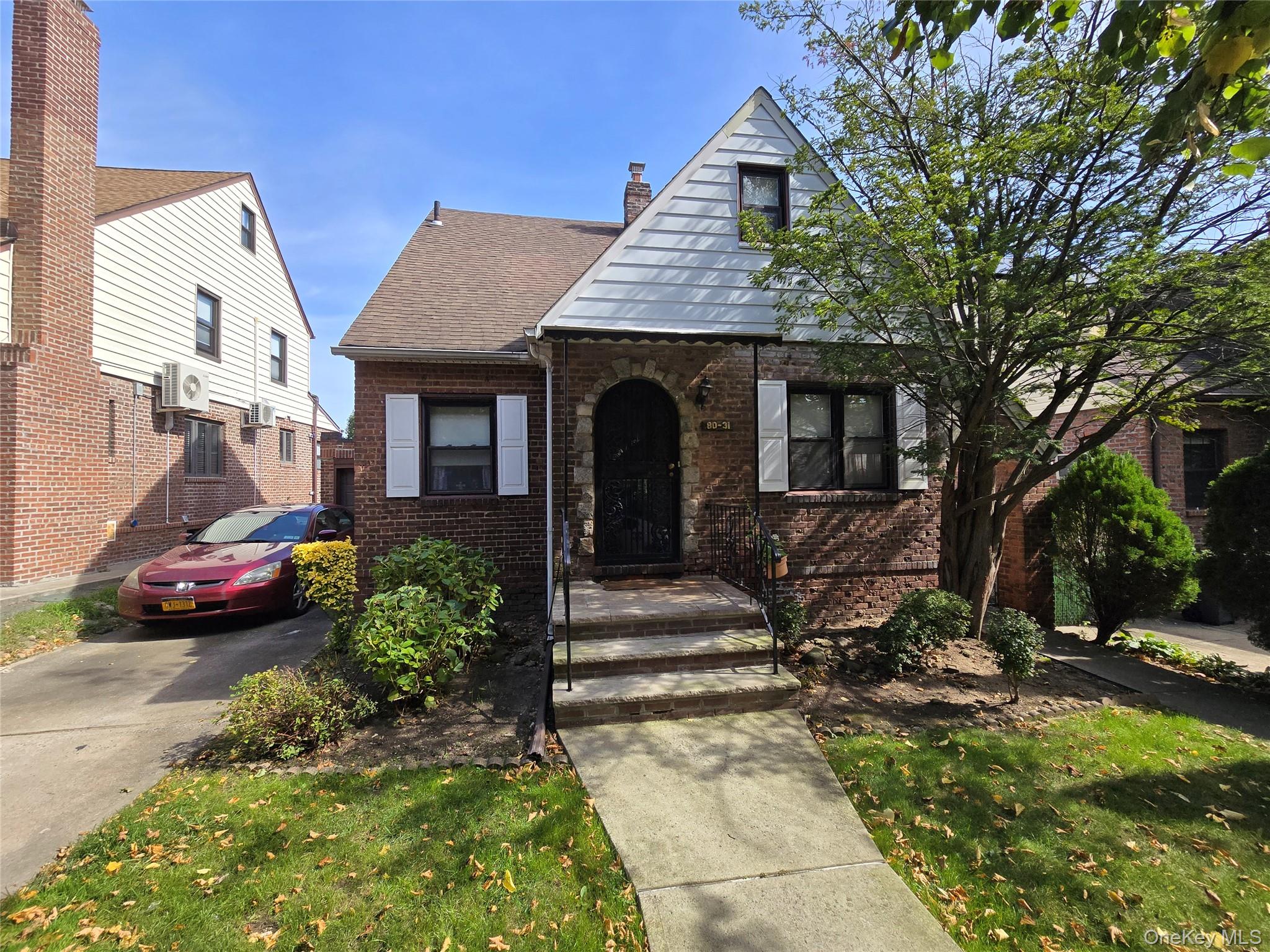 8031 232nd St, Bellerose, NY 11427 photo