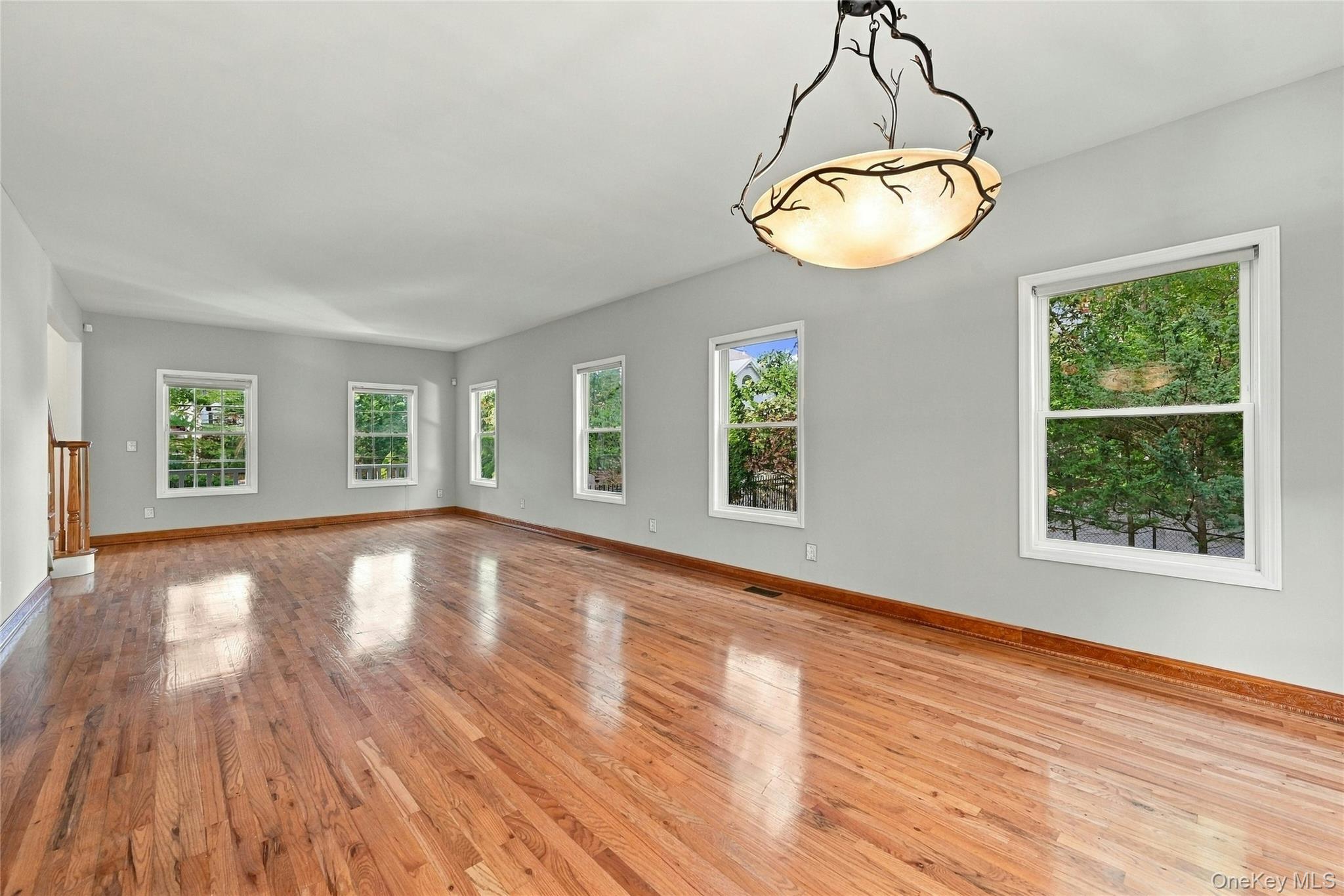 23 Moss Creek Ln, East Patchogue, NY 11772 photo