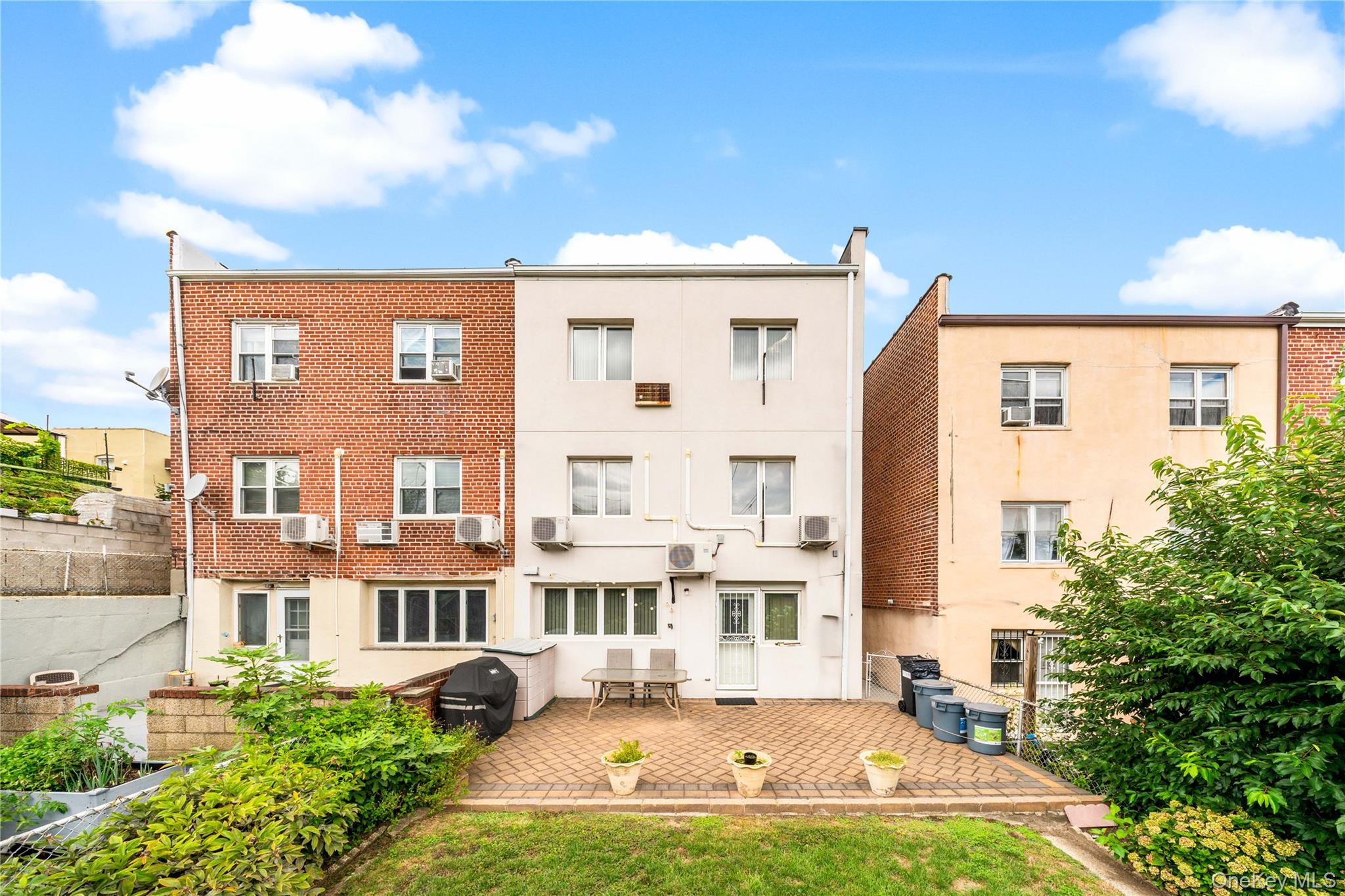 2031 36th St, Astoria, NY 11105 photo