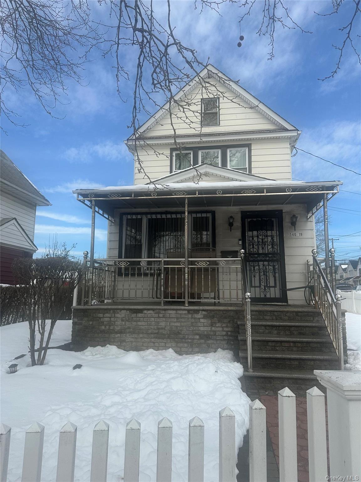 14019 Foch Blvd, Jamaica, NY 11436